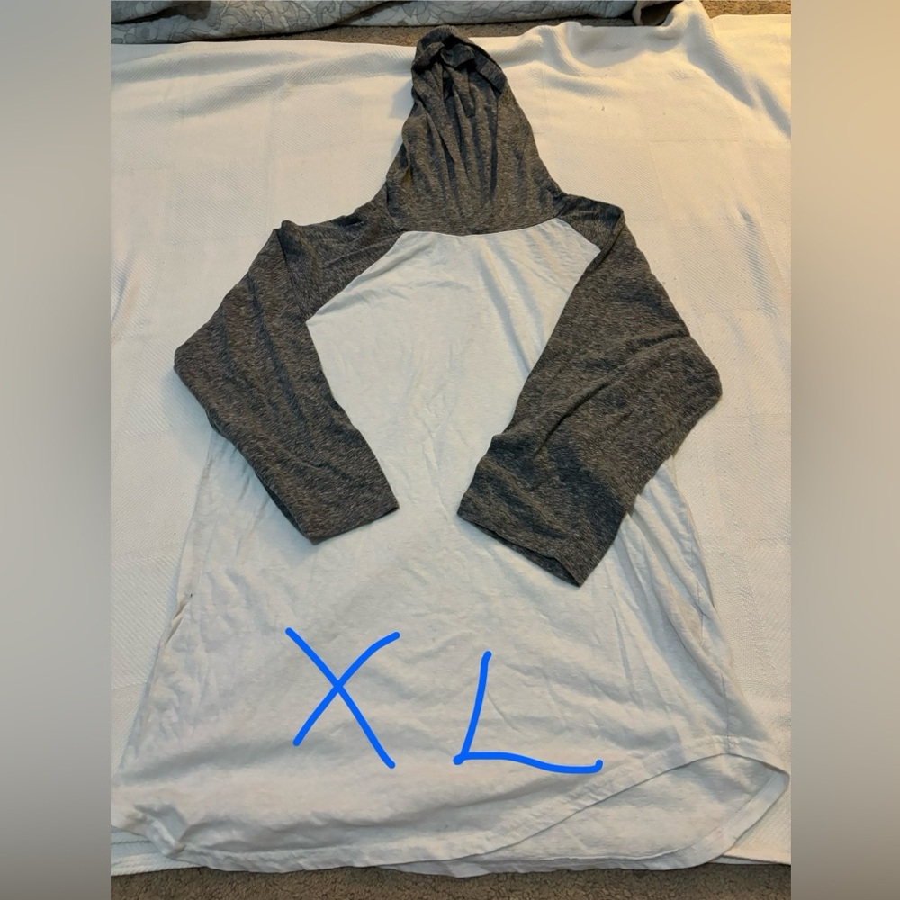 Light sweatshirt